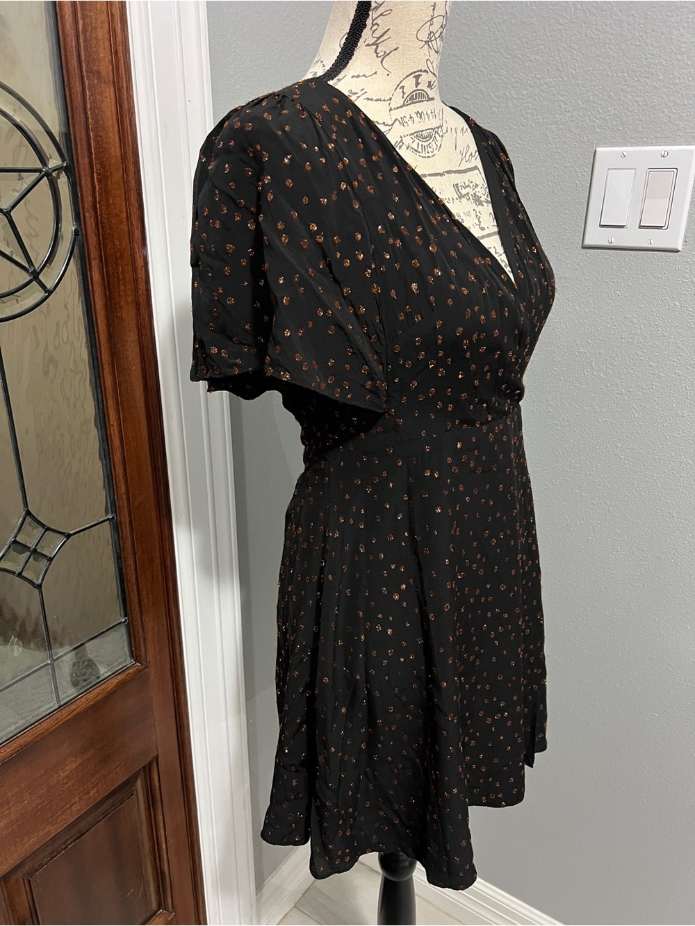 Madewell Metallic Dot Cape-Sleeve Faux Wrap Mini Dress Black Size 0 XS - Picture 2 of 11